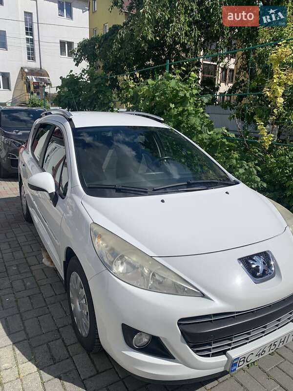 Peugeot 207 2011