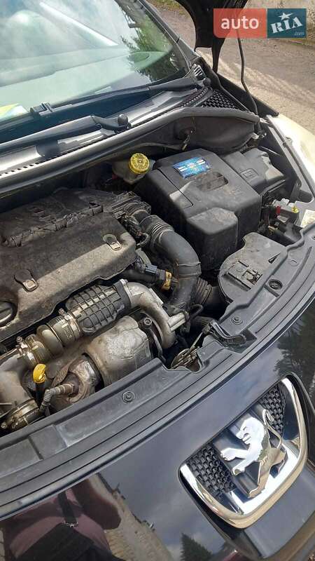 Универсал Peugeot 207 2010 в Львове фото 10 Универсал Peugeot 207 2010 в Львове