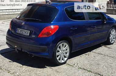 Хэтчбек Peugeot 207 2008 в Новом Роздоле