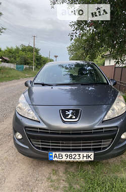 Хэтчбек Peugeot 207 2011 в Оратове