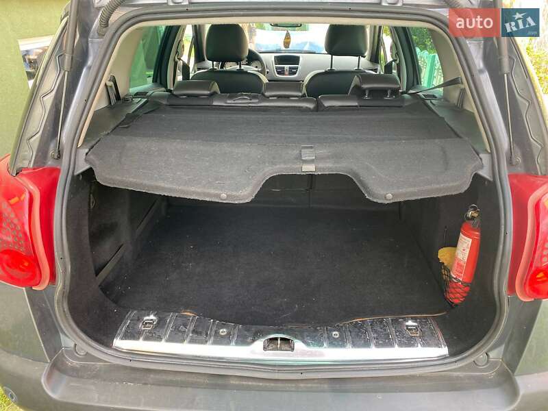 Універсал Peugeot 207 2011 в Костопілі