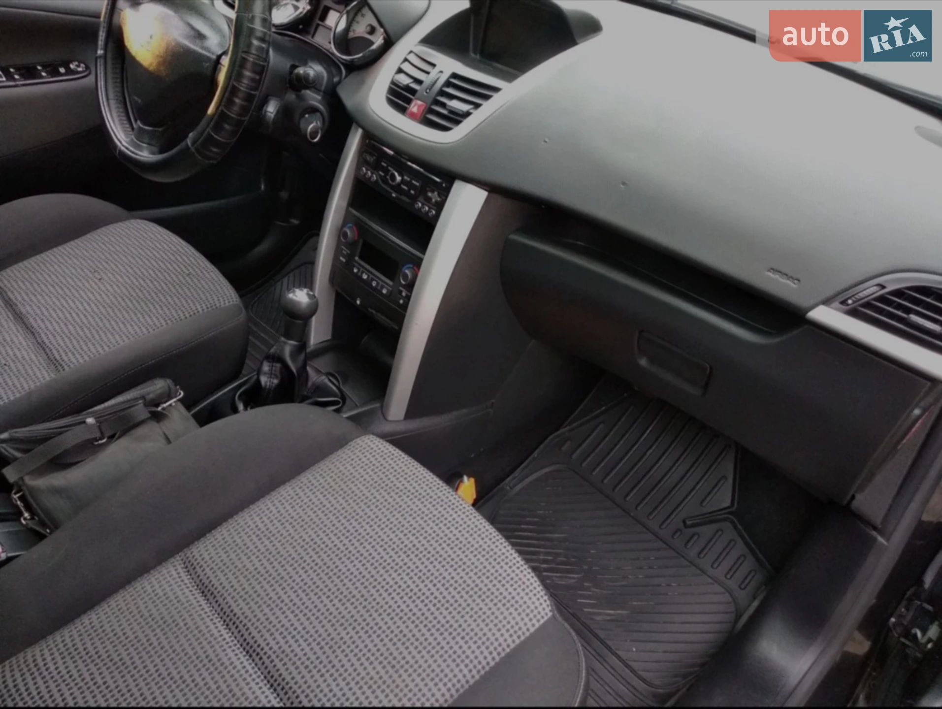 2010 Peugeot 207 - мініатюра 7