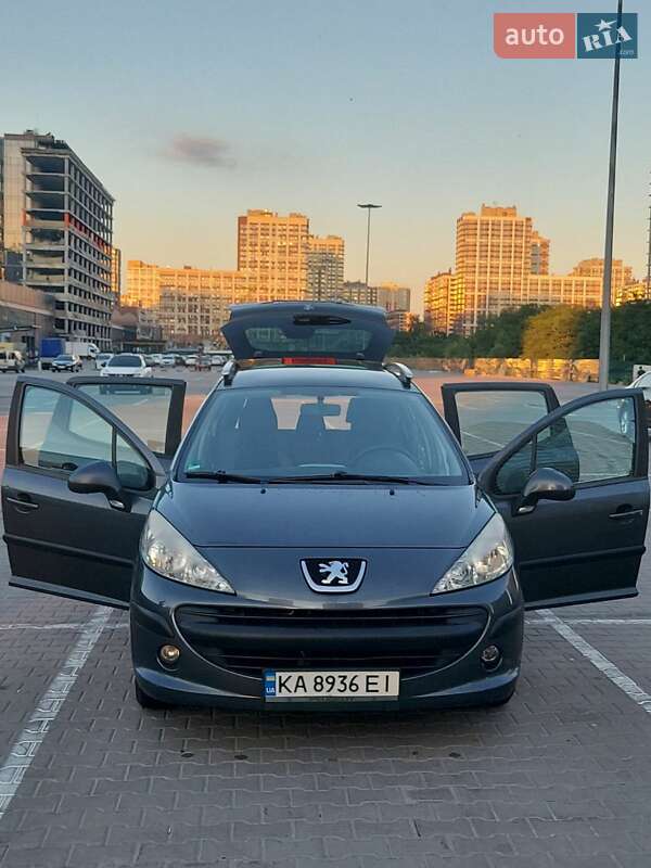 Універсал Peugeot 207 2007 в Києві