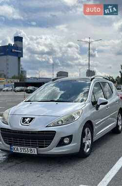 Peugeot 207 2011