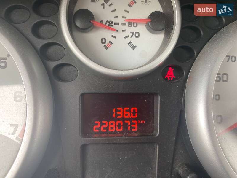 Универсал Peugeot 207 2009 в Самборе