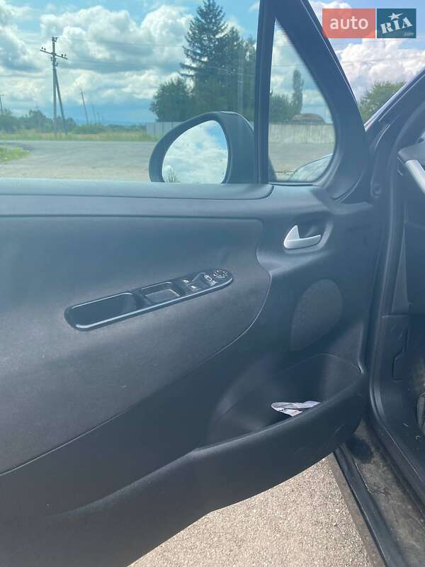 Универсал Peugeot 207 2009 в Самборе