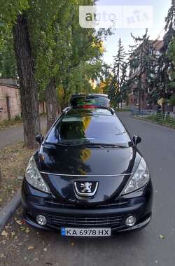 Универсал Peugeot 207 2009 в Киеве