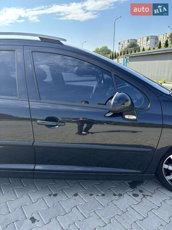 Універсал Peugeot 207 2010 в Дрогобичі