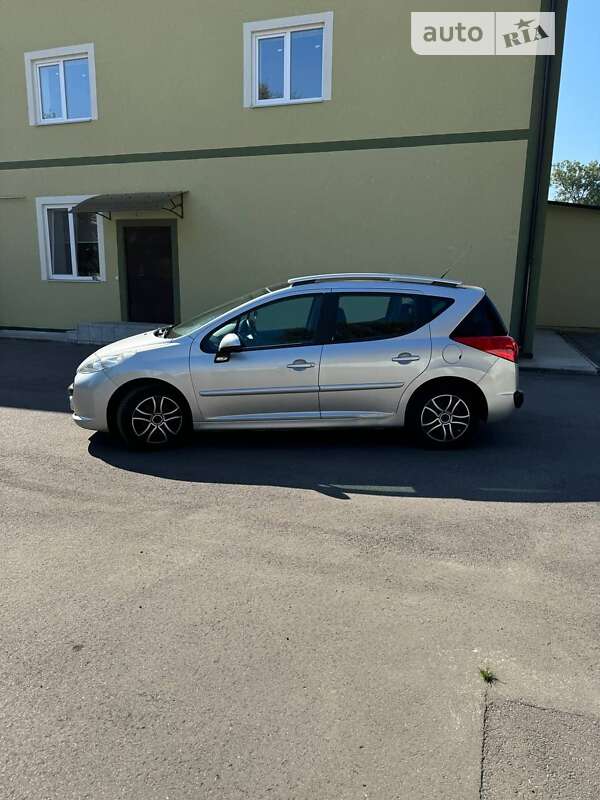 Універсал Peugeot 207 2007 в Макарові фото 6 Універсал Peugeot 207 2007 в Макарові