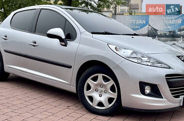 Хетчбек Peugeot 207 2010 в Трускавці