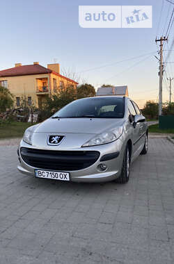 Хэтчбек Peugeot 207 2008 в Львове