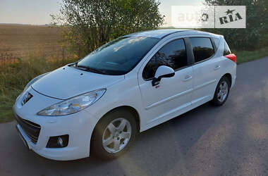 Peugeot 207 2012