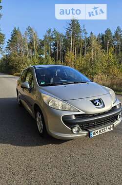 Хэтчбек Peugeot 207 2009 в Овруче