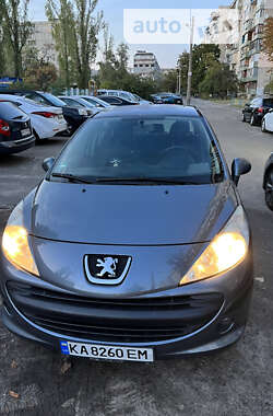 Хэтчбек Peugeot 207 2007 в Киеве