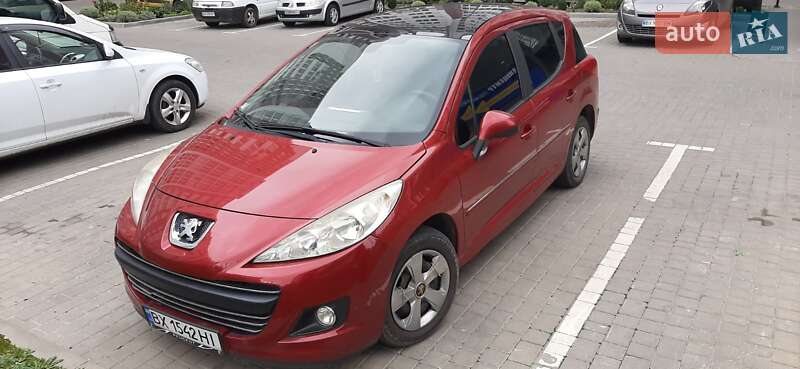 Peugeot 207 2010