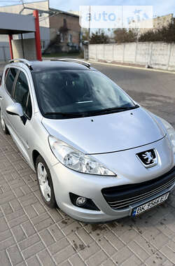 Універсал Peugeot 207 2009 в Рівному