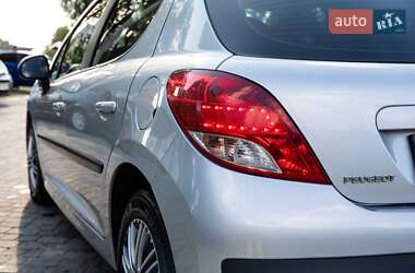 Хэтчбек Peugeot 207 2010 в Тернополе