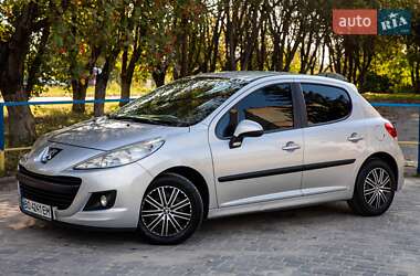 Хэтчбек Peugeot 207 2010 в Тернополе