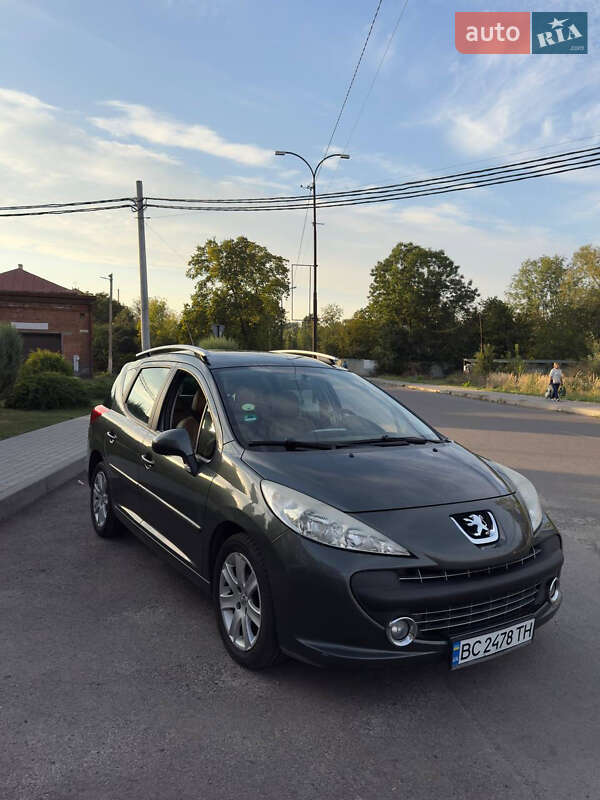 Хэтчбек Peugeot 207 2008 в Червонограде