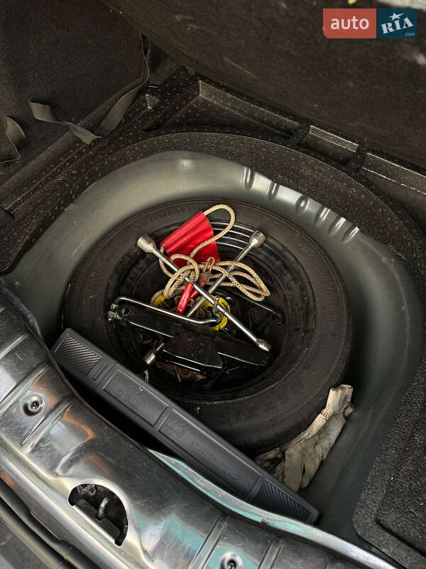 Хэтчбек Peugeot 207 2008 в Шептицькому
