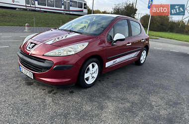 Хэтчбек Peugeot 207 2007 в Черновцах