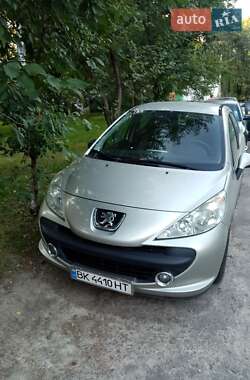 Хетчбек Peugeot 207 2008 в Рівному