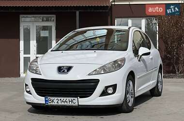 Хэтчбек Peugeot 207 2011 в Дубно