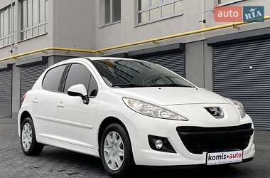 Хэтчбек Peugeot 207 2011 в Хмельницком