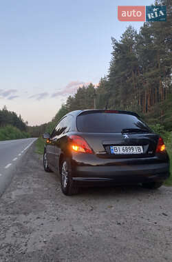 Хэтчбек Peugeot 207 2009 в Полтаве