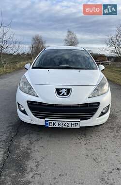 Peugeot 207 2012