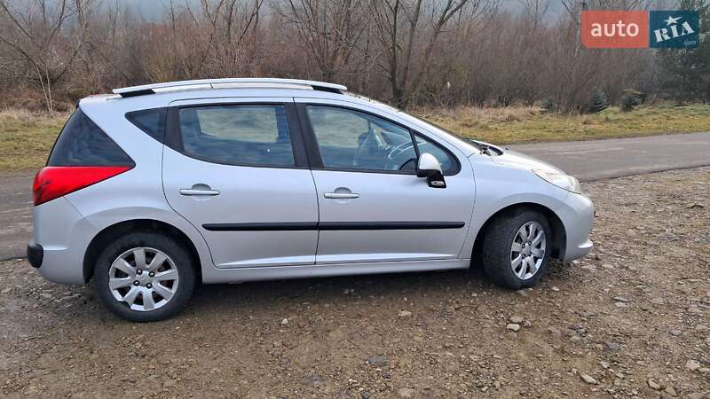 Peugeot 207 2009