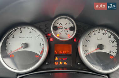 Хетчбек Peugeot 207 2010 в 