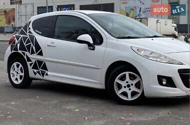 Peugeot 207 2012