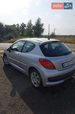 Хэтчбек Peugeot 207 2007 в Буче