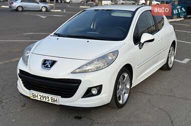 Хэтчбек Peugeot 207 2012 в 