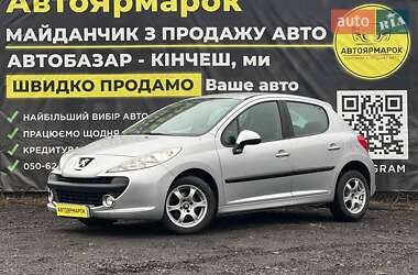 Хэтчбек Peugeot 207 2009 в Ужгороде