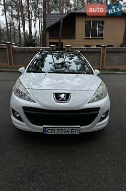 Універсал Peugeot 207 2010 в Чернігові