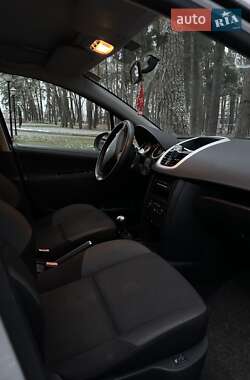 Універсал Peugeot 207 2010 в 