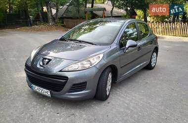 Хэтчбек Peugeot 207 2011 в 