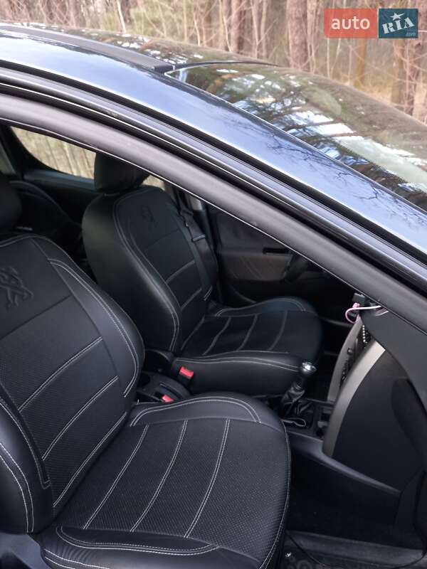 Хэтчбек Peugeot 207 2008 в Шептицькому