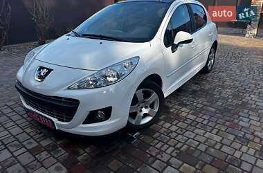 Хэтчбек Peugeot 207 2011 в Кременчуге