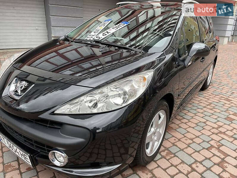 Хэтчбек Peugeot 207 2009 в Ивано-Франковске