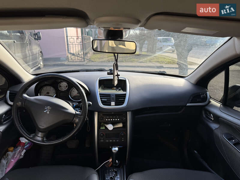 Хетчбек Peugeot 207 2007 в Немирові
