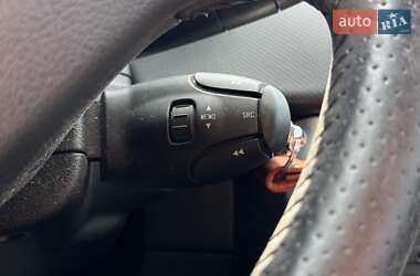 Хетчбек Peugeot 207 2011 в 