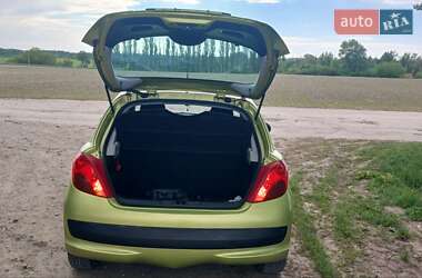 Хэтчбек Peugeot 207 2008 в 