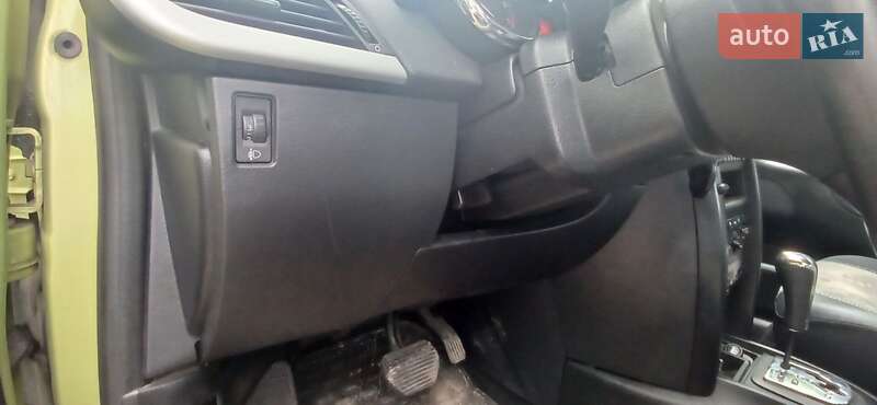 Хетчбек Peugeot 207 2008 в Києві