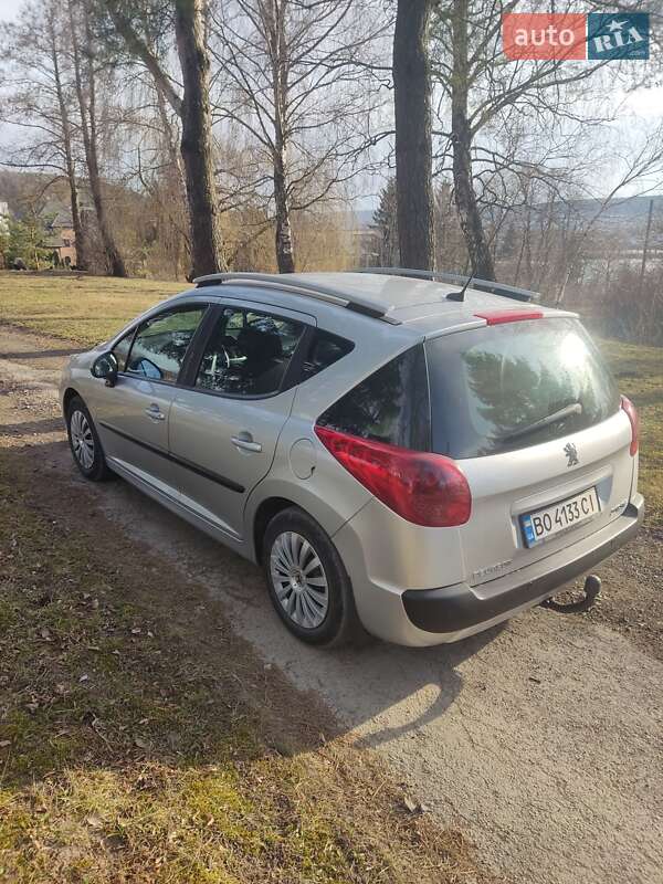 Універсал Peugeot 207 2009 в Бережанах