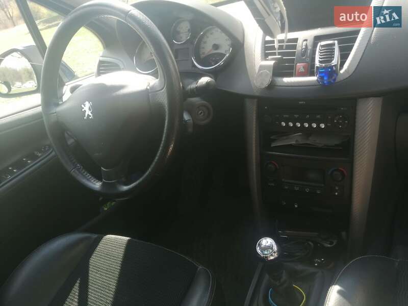 Універсал Peugeot 207 2008 в Рівному