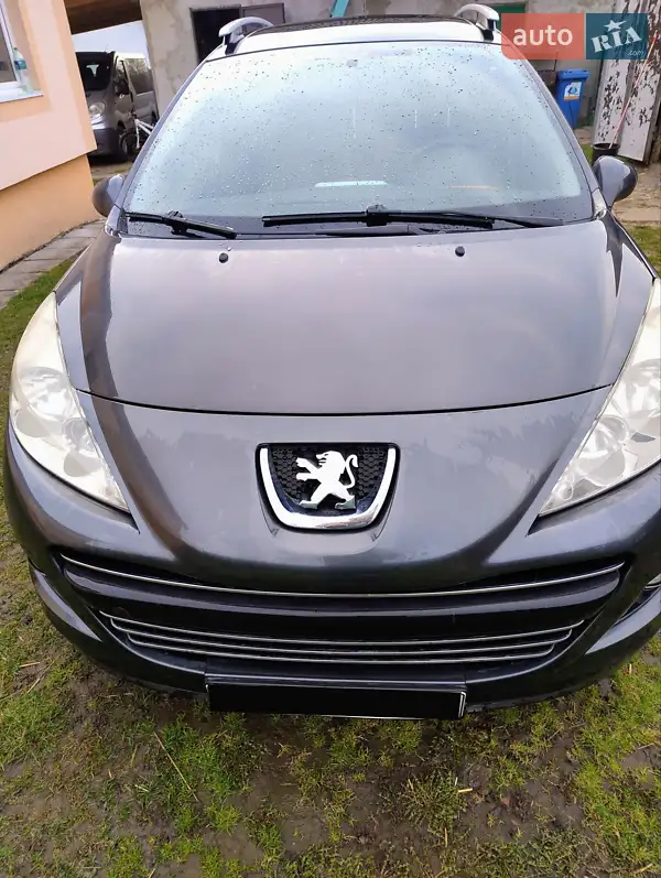 Peugeot 207 2010