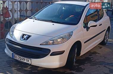 Хетчбек Peugeot 207 2008 в 